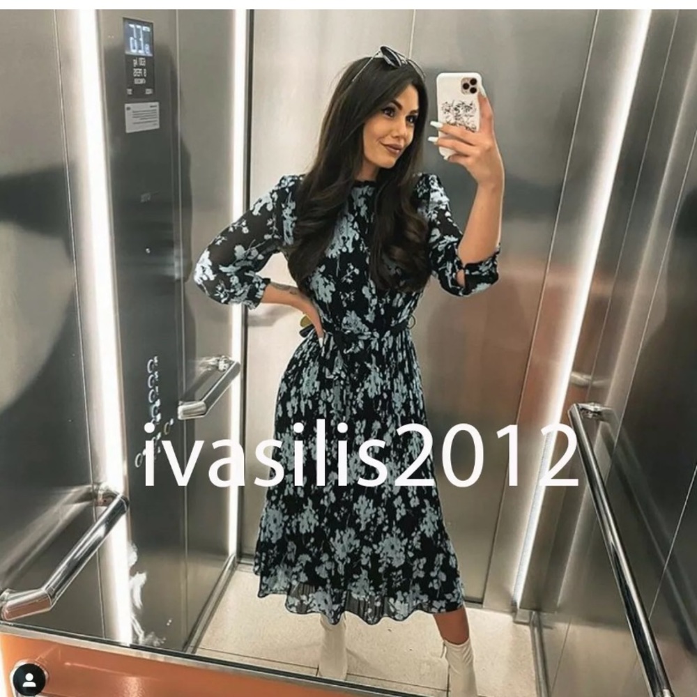 Zara long sleeve pleated dress XXL